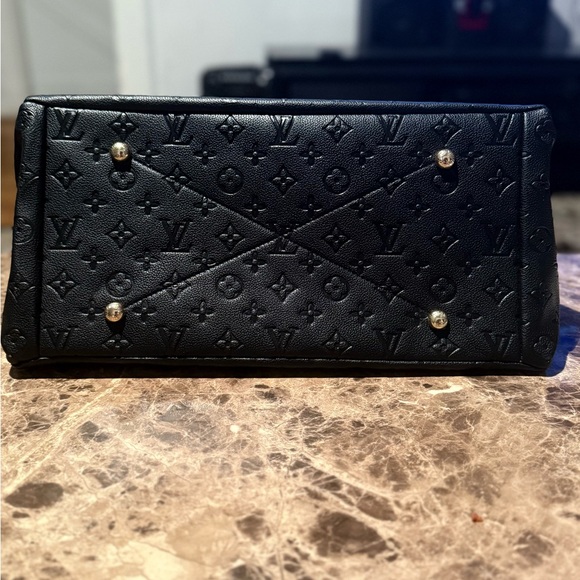 Louis Vuitton Artsy MM Empreinte Noir Black Leather Monogram Handbag Purse - Picture 3 of 12
